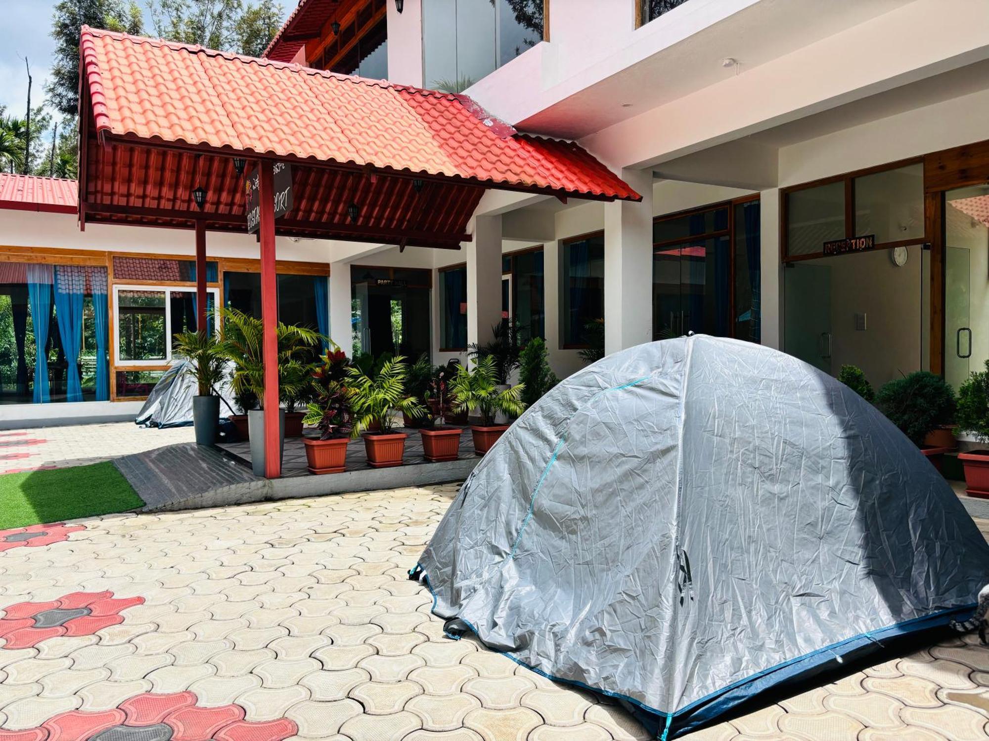 Ecstasy Tent Stay With Swimming Pool & Common Washroom Chikmagalūr 外观 照片